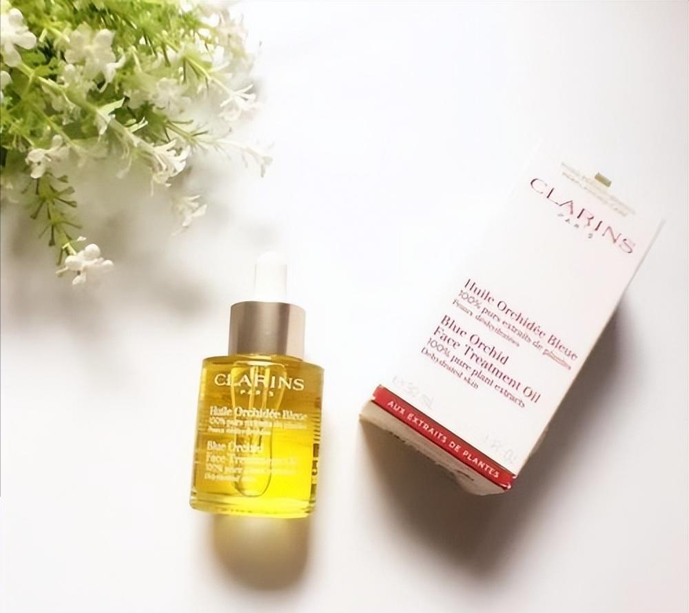 鼻子的黑头跟草莓一样,草莓黑头怎么去除最有效