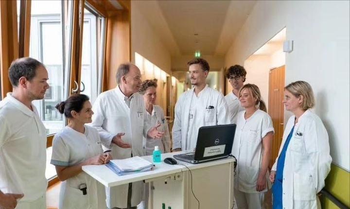 幽灵男孩马丁卧床14年,幽灵男孩马丁患病卧床