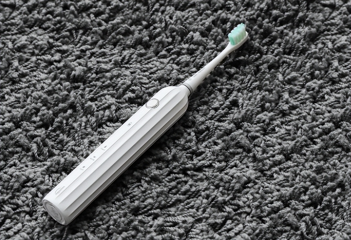 双十一送朋友情侣礼物推荐,520送男友礼物推荐电动牙刷