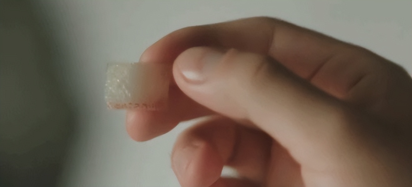 这未成年丑闻，怎么就封杀不掉？