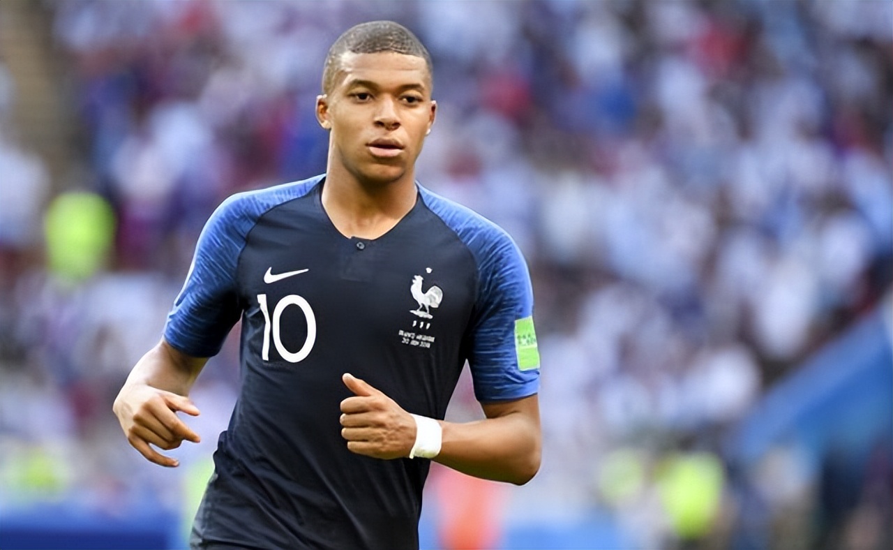 曼联时期的c罗和姆巴佩比速度,年轻时的c罗和姆巴佩谁速度快