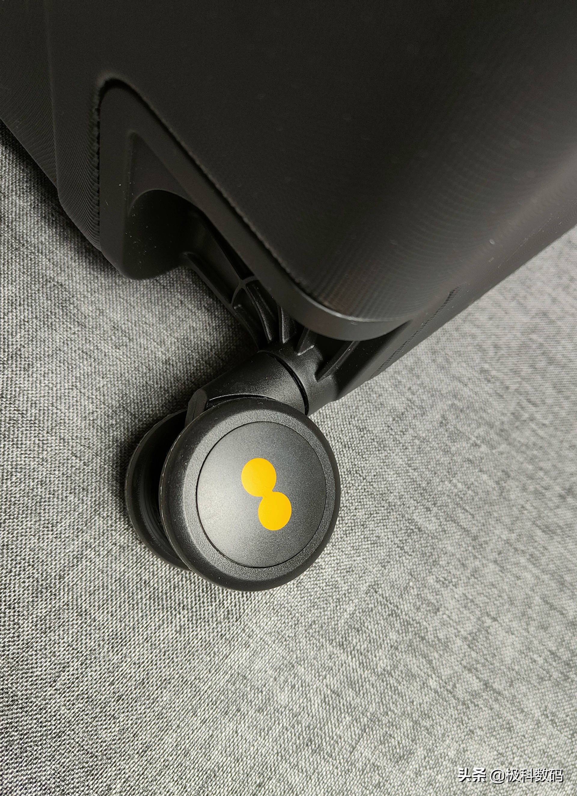 设计小心思，容量大提升，地平线8号大旅行家行李箱使用体验