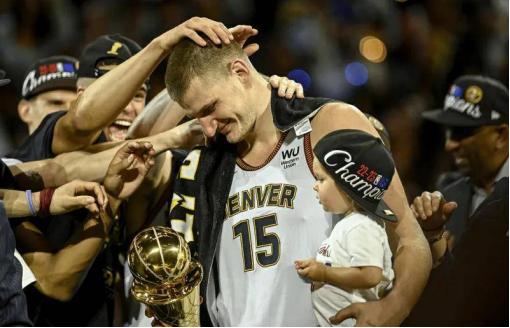 低调小伙儿,低调小伙最新视频