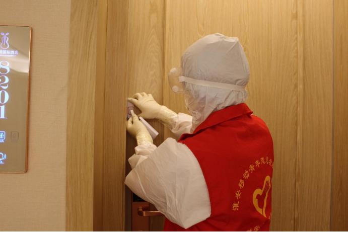 抗疫与你我同在,抗疫路上你我同行主题投稿