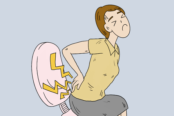 腰肌劳损有哪些症状会背痛,腰肌劳损腰部痛咋回事