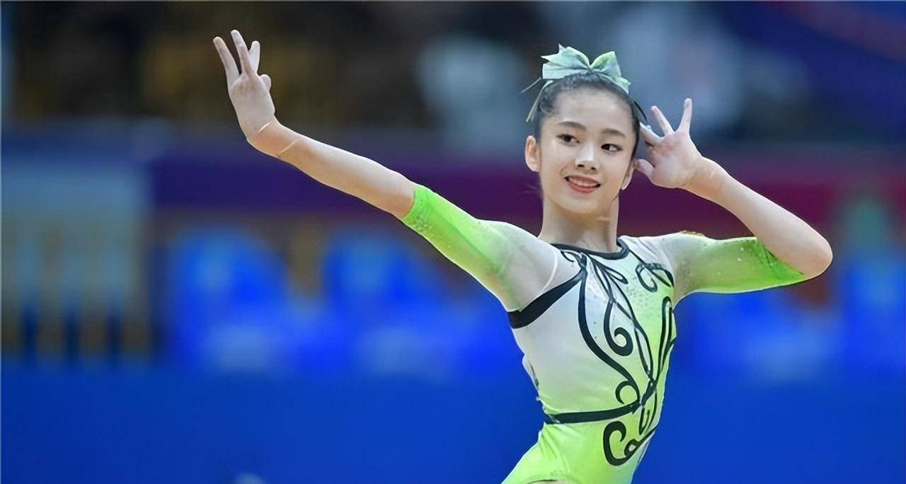 艺体女神王曼亲私密故事？浙大校花颜值不输张豆豆？曼亲生活细节