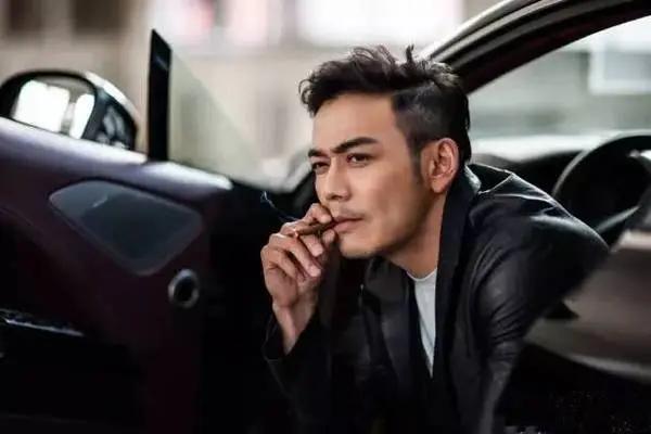 杨烁人设崩塌电视剧,杨烁片酬为什么这么高