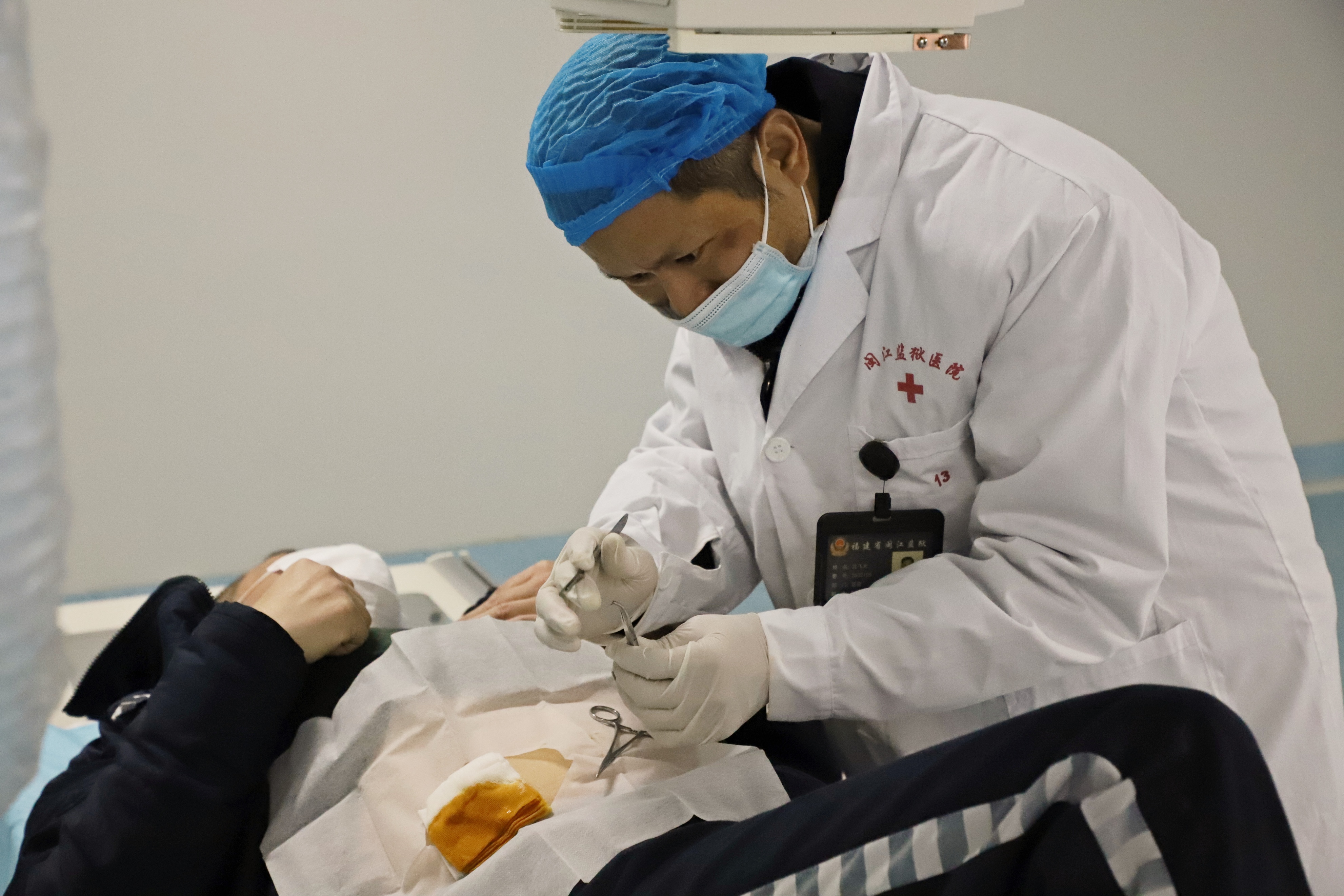 身边的医者榜样,身边的榜样医务人员