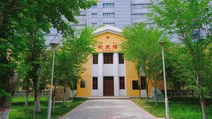 新疆大学跨越发展,新疆大学以青春之名