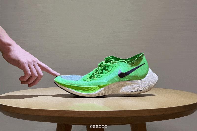 马拉松碳板鞋优势,马拉松next2碳板zoom竞速跑鞋