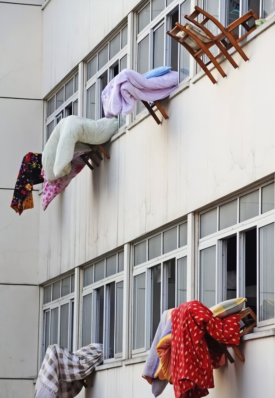 20万一平米的阳台,阳台3平方玻璃窗多少钱