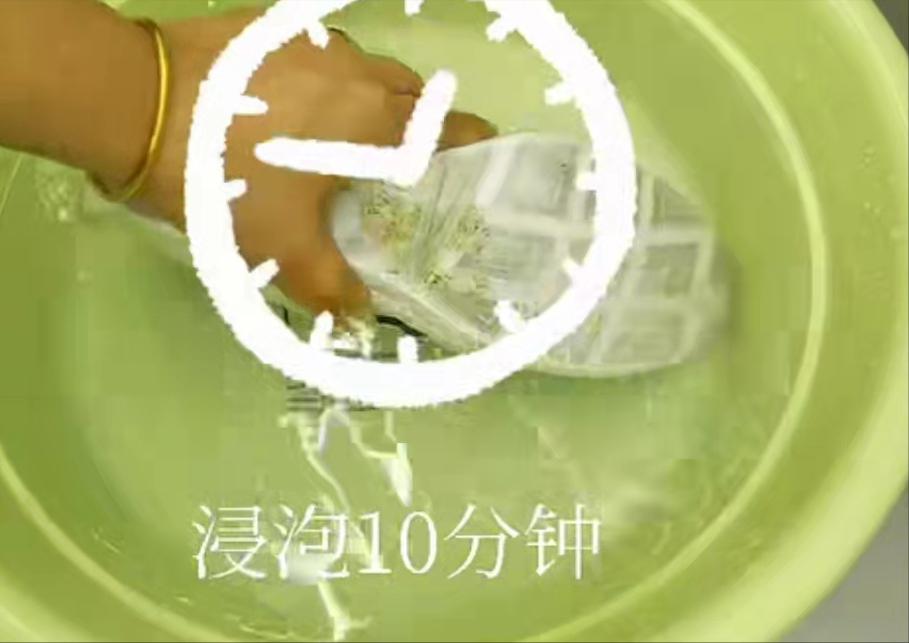 鞋子网面发黄怎么变白最有效方法,刷干净的鞋晒黄了怎么办