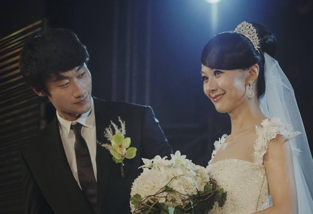 3天7个瓜，官宣分手、辟谣婚变、拒付抚养费，个个都是大瓜