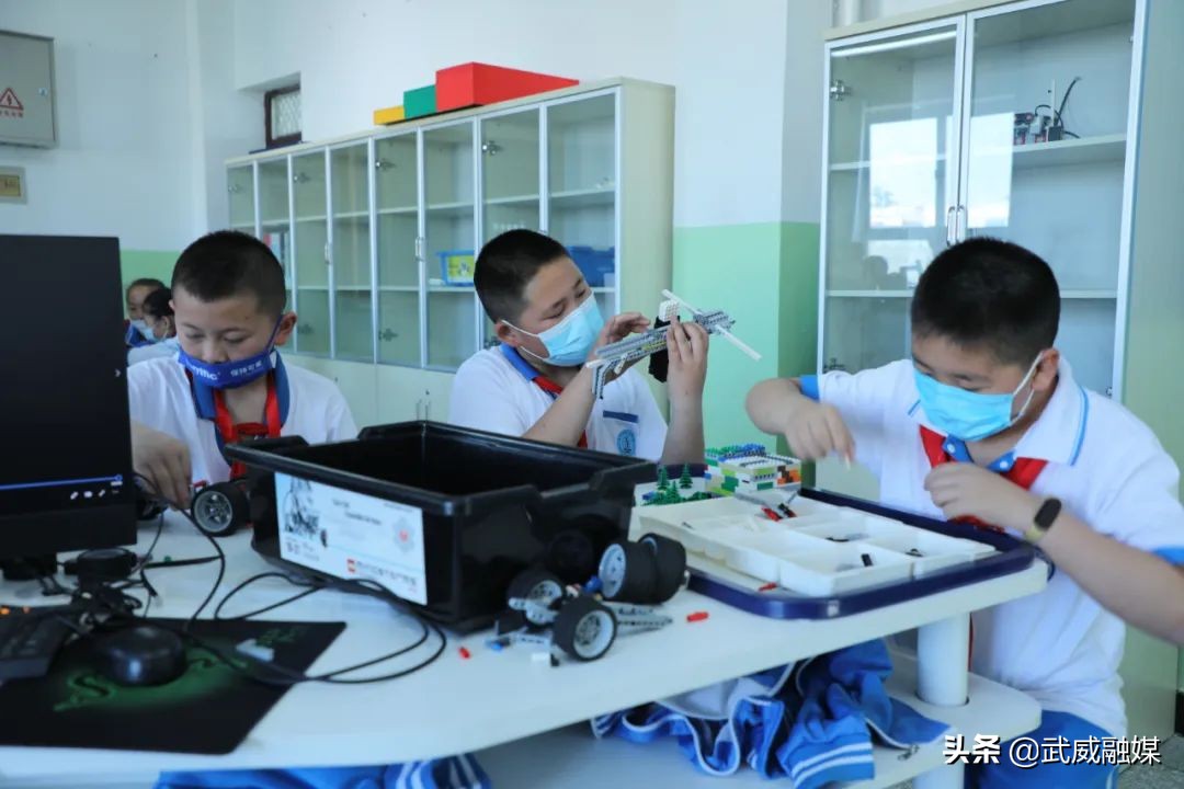 这个小学让兴趣之花在校园尽情绽放