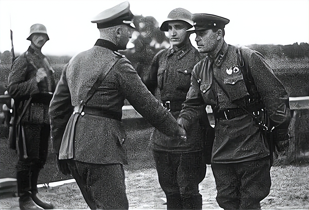 慕容大讲堂:闪击波兰的惨痛经验教训