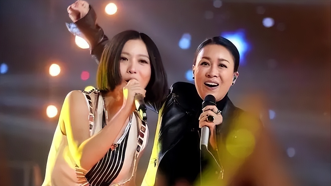 那英高峰同居了吗,那英和高峰结婚没有