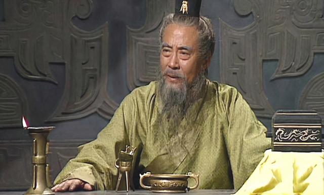 陶谦自己有两个儿子,为什么把徐州让给刘备,他是出于真心的吗?