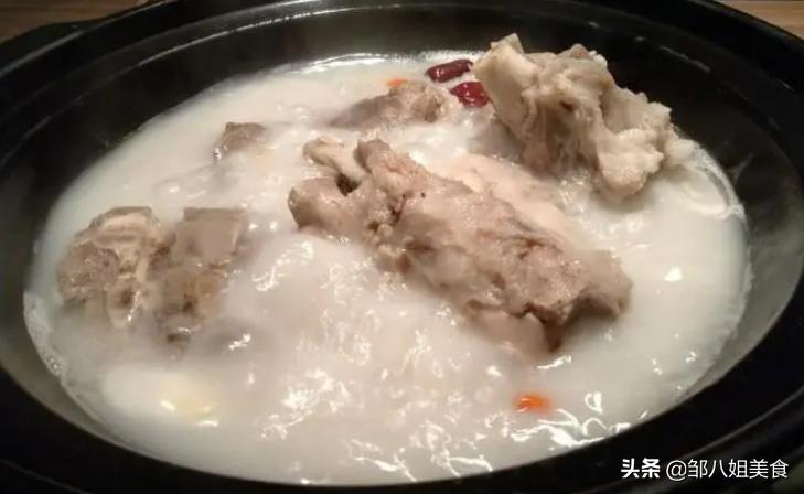 熬大骨汤要不要焯水,熬大骨汤要加醋吗