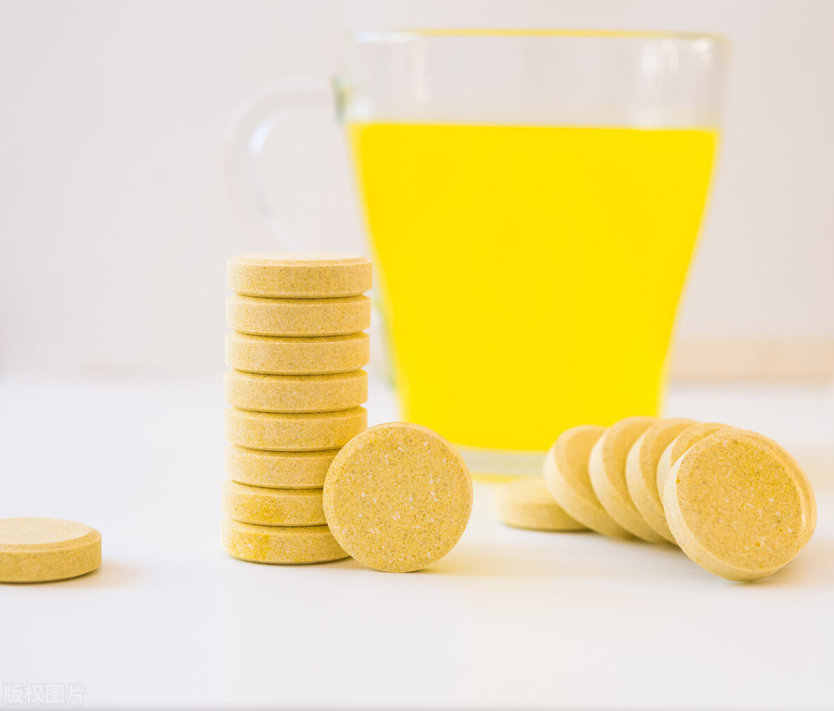 猫咪为什么上床,为什么猫咪上床还咬人