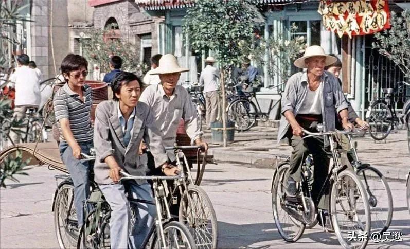 70年代一辆“凤凰牌”自行车180元，放到现在相当于多少钱？