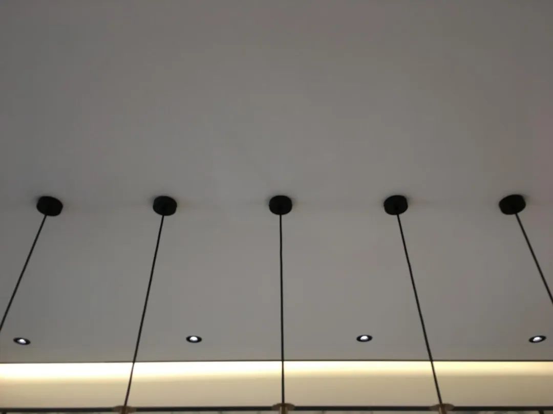 天花孔开大了怎么补救,天花开错孔了怎么补救