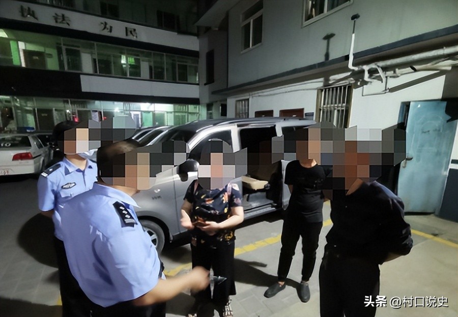 一伙人疑似拍摄色情虐待视频，男子见义勇为，协助警方将其拦停