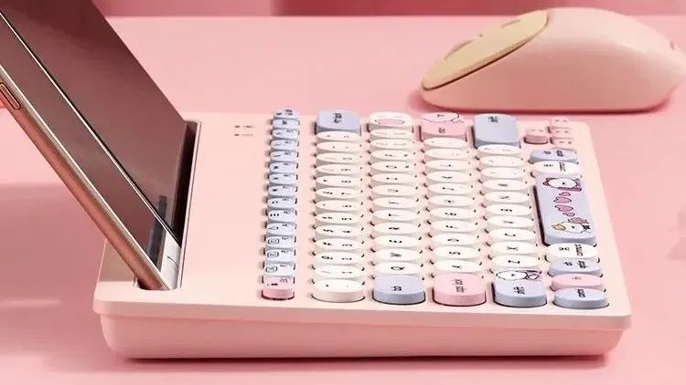 一天收到稿费600，我笑得皱纹都出来了