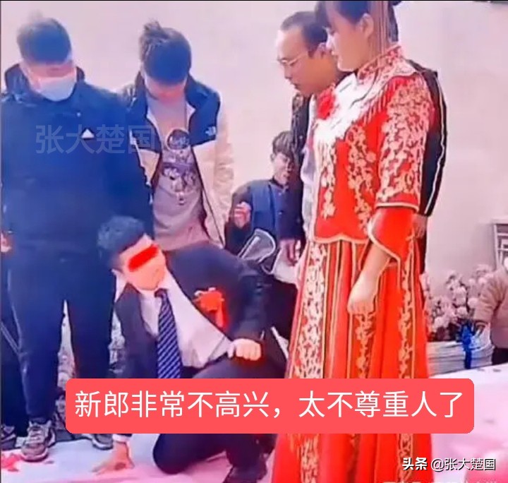 上门女婿一见老丈人就下跪,上门女婿给岳父下跪