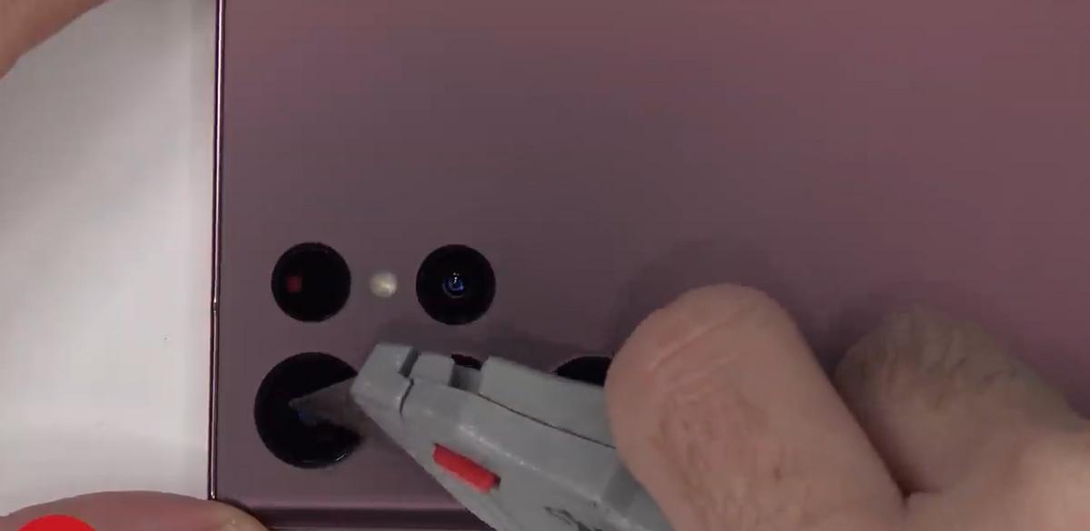 三星s22撕膜,三星s22原装膜有必要撕掉吗