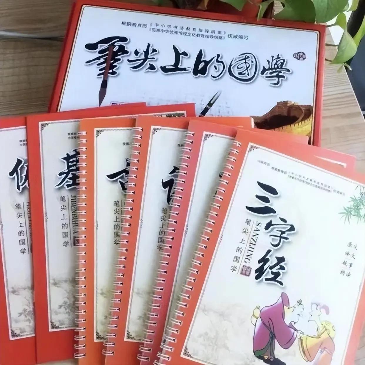 高考最受阅卷老师青睐的字迹,高考现神仙卷面字迹工整
