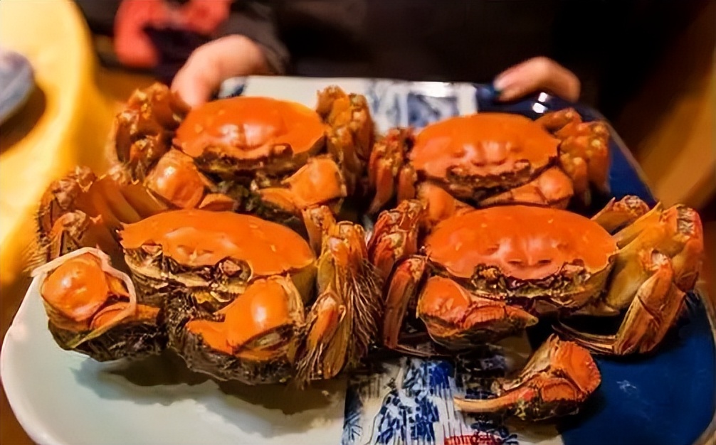 蒸螃蟹放什么去腥味去寒气,蒸螃蟹除了姜还有什么可以去腥