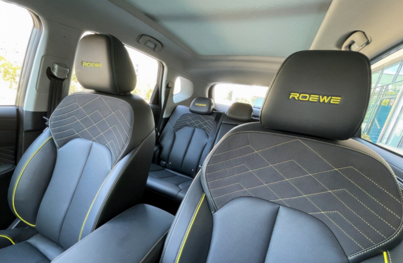 荣威rx5plus油耗实测加什么油,荣威rx5eplus插电混动油耗怎么样