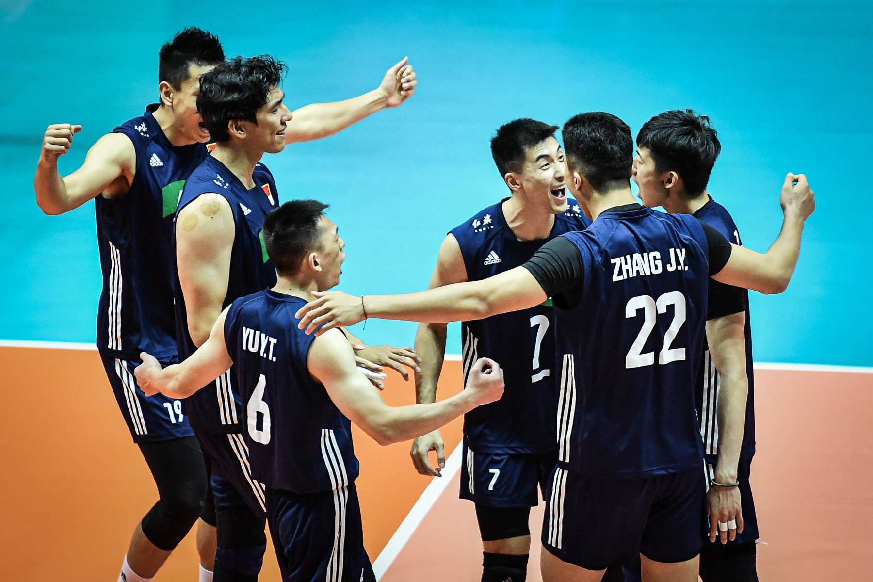 中国男排对战伊朗男排现场直播,中国男排将与伊朗队争夺四强