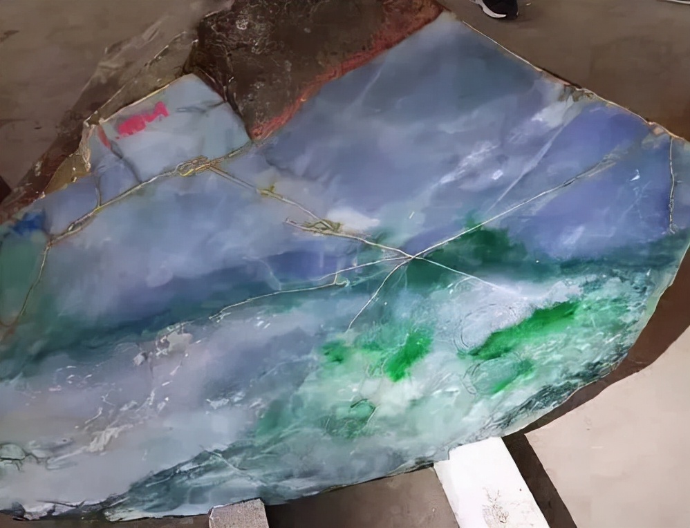 对庄翡翠直播间买翡翠原石靠谱吗,翡翠直播间买真货翡翠原石犯法吗