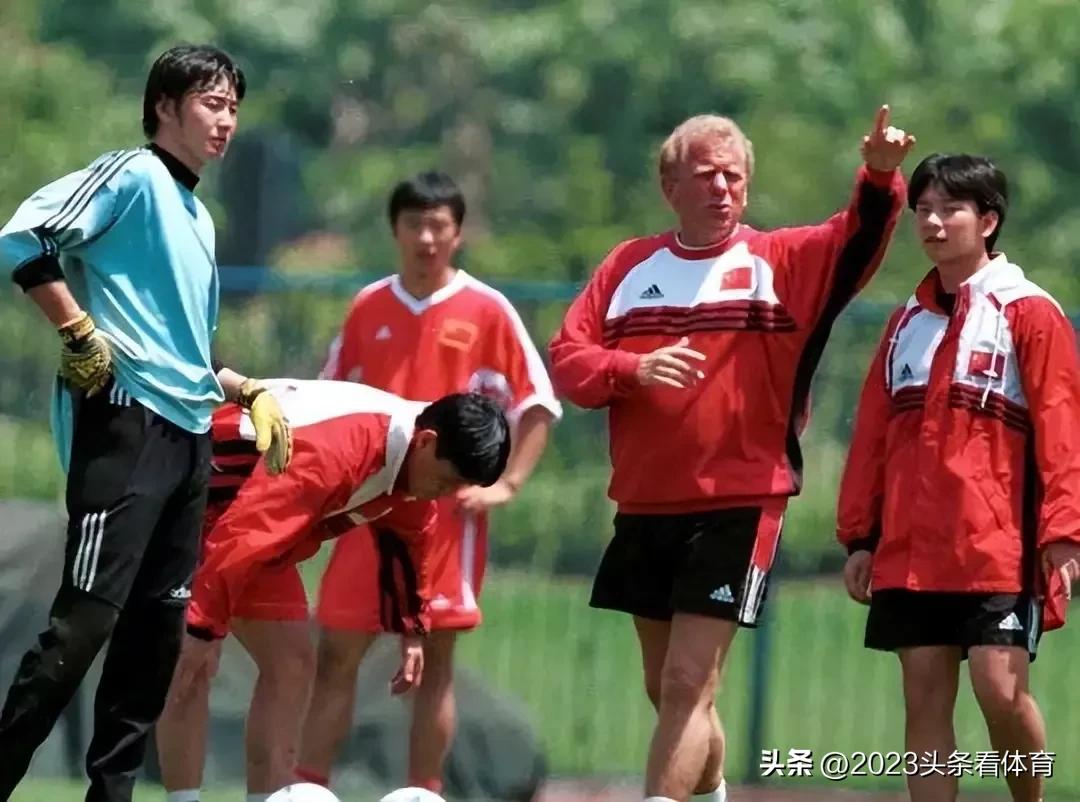 扬科维奇一天三练,扬科维奇体脂率超过10%不能上场