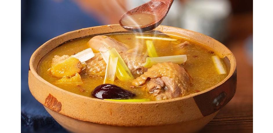 整只老母鸡炖虫草花家常做法,老母鸡炖鲜菇汤正宗做法