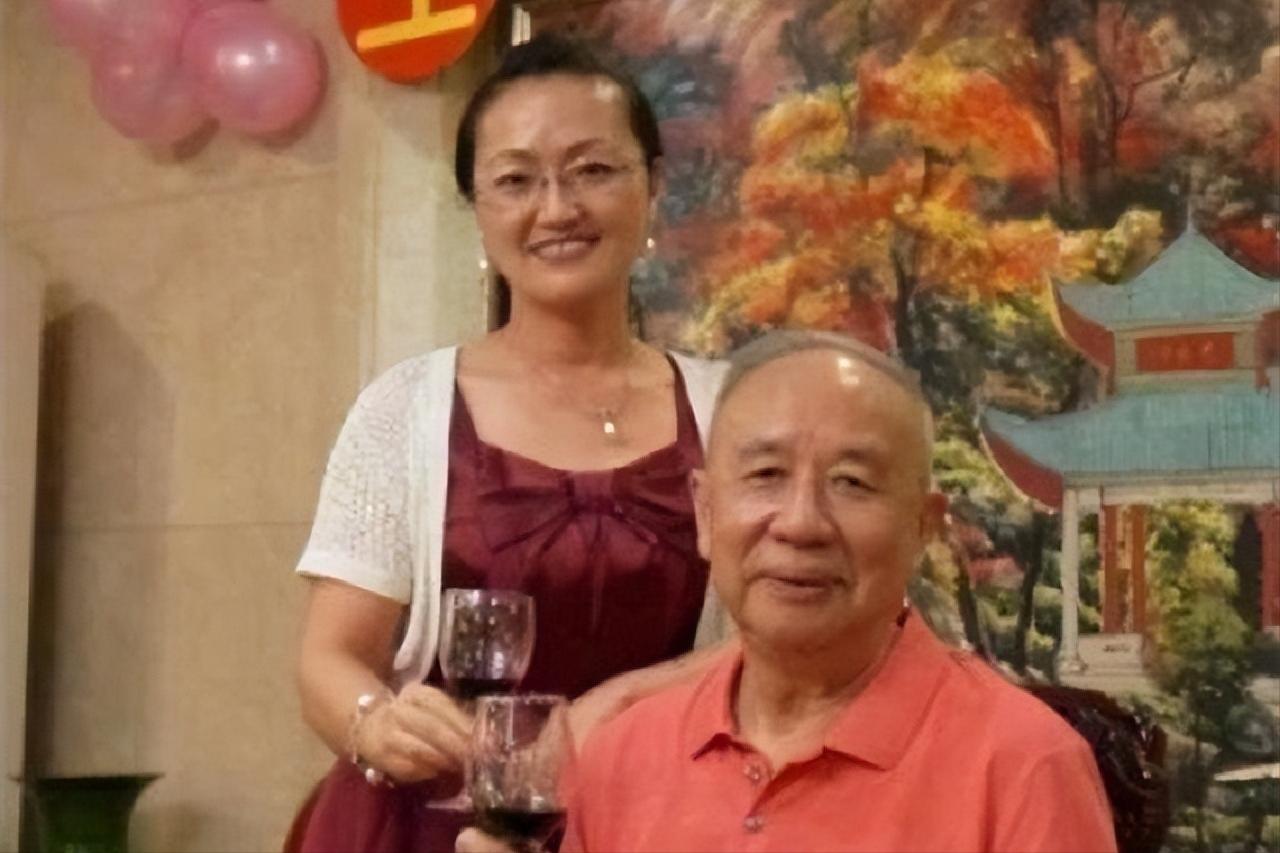 首富牟其中如今怎么样,中国首富牟其中视频