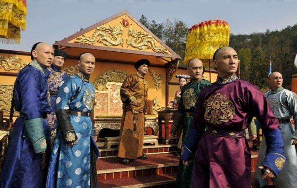 清朝皇帝的姓氏为什么叫爱新觉罗,清朝从哪个皇帝开始姓爱新觉罗的