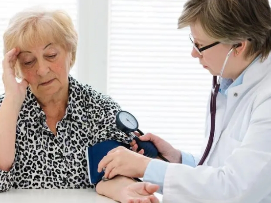 为何如此多的人发生脑梗?要怎么正确应对?一文给您详细讲清楚