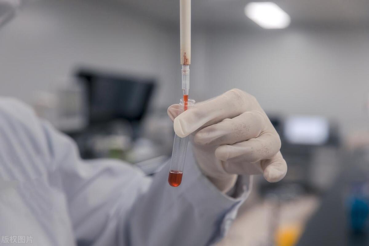 50岁大爷与小女友交往,多次被下药,事后:求放过,实在受不了。