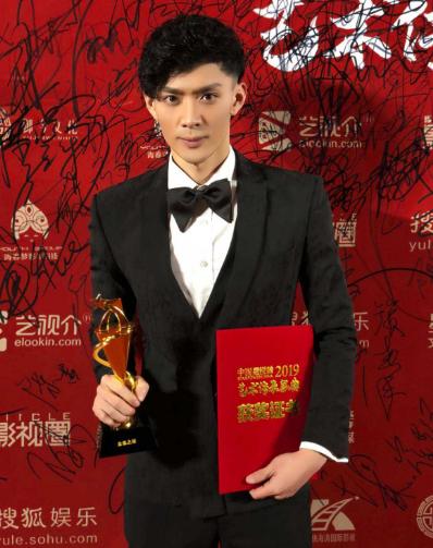 刘之冰茹萍家庭地位,刘之冰茹萍半路夫妻