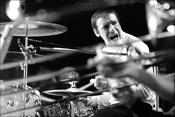 握好鼓槌是一个鼓手一辈子都要解决的问题