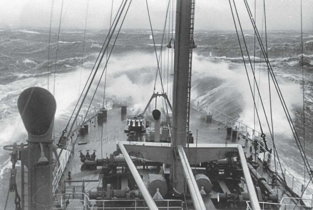 德意志号袖珍战列舰的战斗,德意志号袖珍战列舰航程