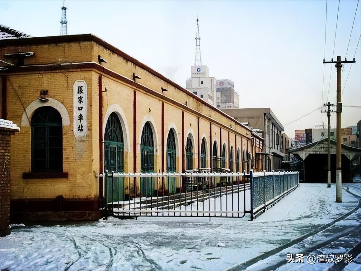 呼和浩特什么时候成为内蒙古首府,内蒙古呼和浩特市40年的变迁