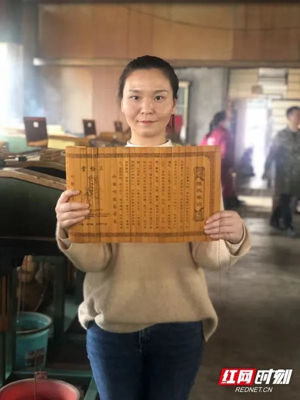 一根竹子撬动百亿产业，这个偏僻的湖南小镇正在创造奇迹