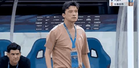 足球高位逼抢在体系中的作用,足球的魅力在于传控