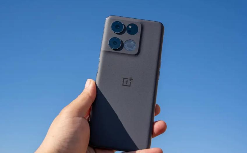 年底性价比最高的旗舰手机,2018最具性价比的手机是哪几款