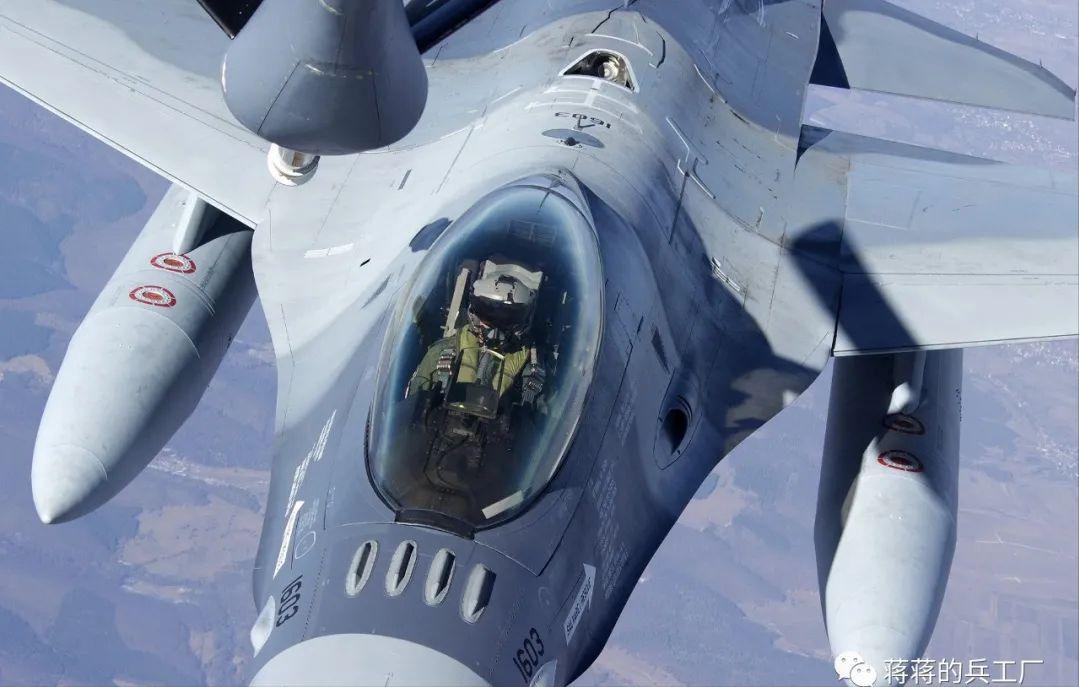 罗马尼亚空军视频,罗马尼亚捡破烂