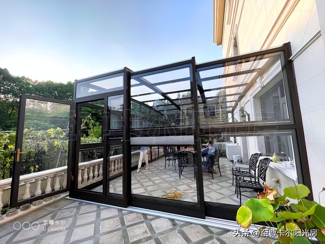 院子封闭玻璃阳光房夏天太热,夏天平房阳光房太热怎么解决