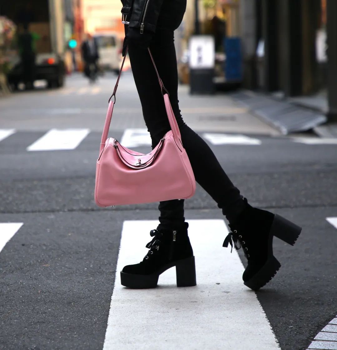 凯莉包经典款,凯莉包配色大全鳄鱼皮